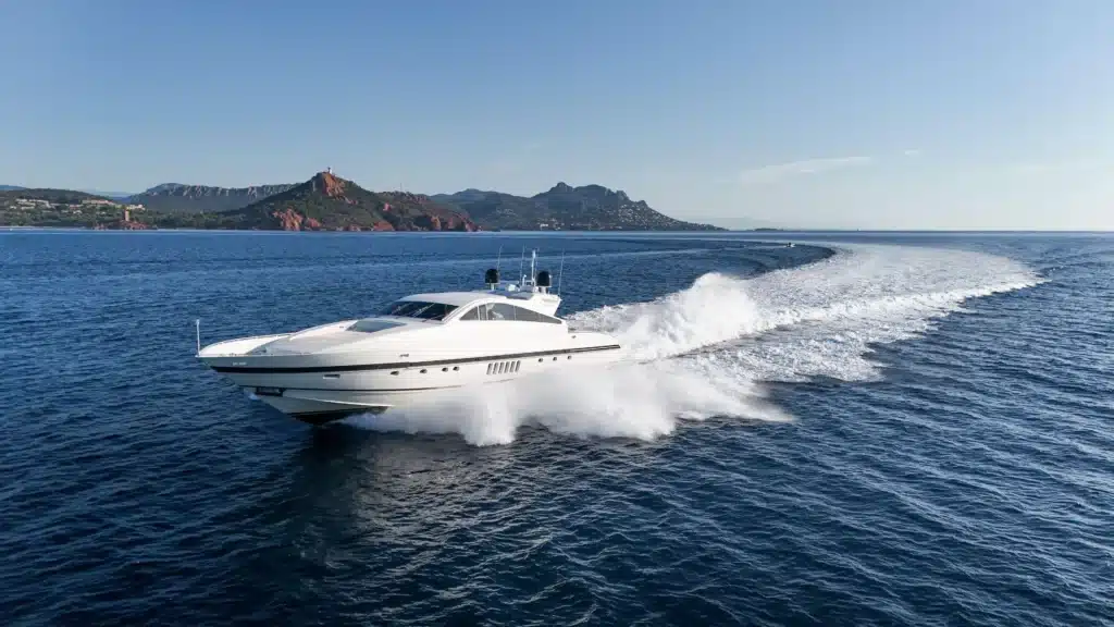 Leopard 27 for sale on the Côte d'Azur - cruising